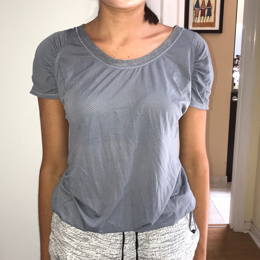 Lululemon sport top! Size M